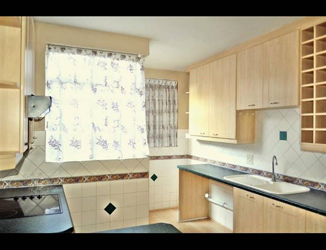 2 BEDROOM DUPLEX RENTED IN WATERKLOOF GLEN